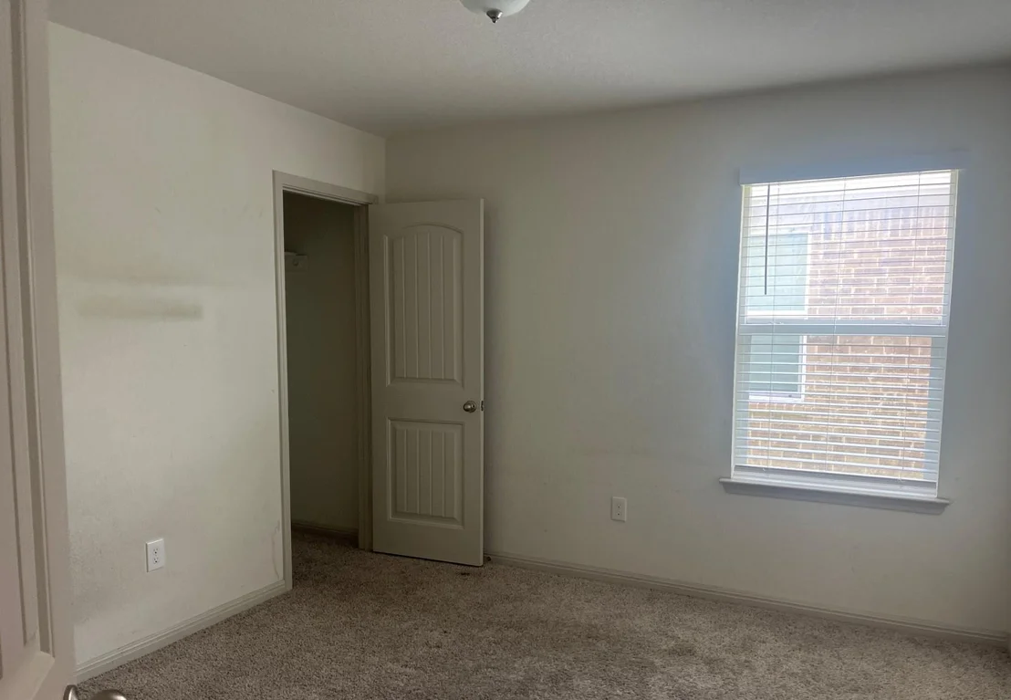 Photo of 216 Frederick DR