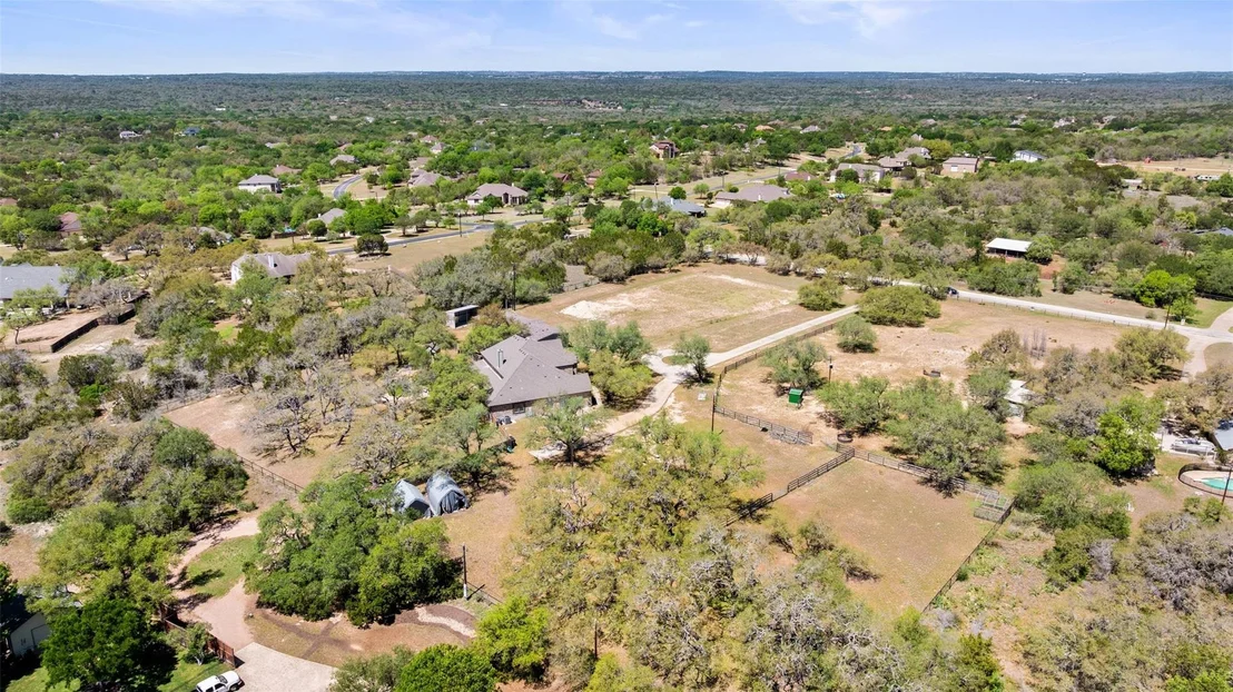 Photo of 815 Elliott Ranch RD