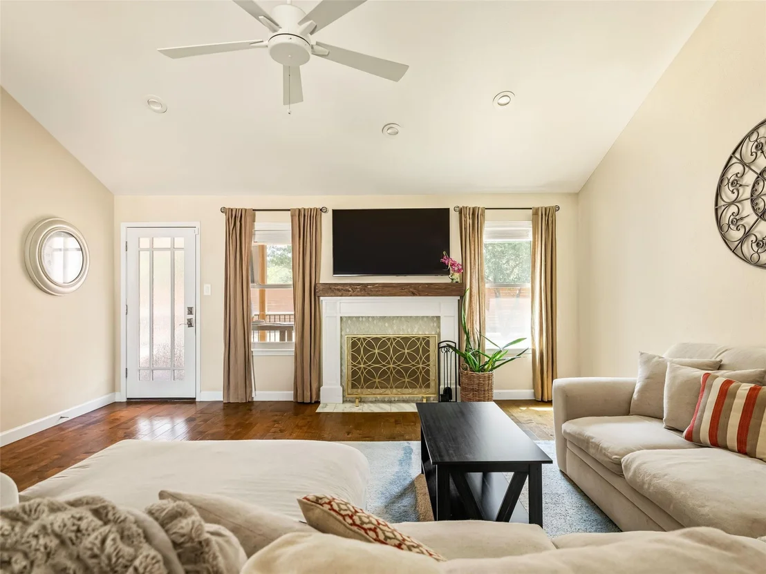 Photo of 3203 Western DR