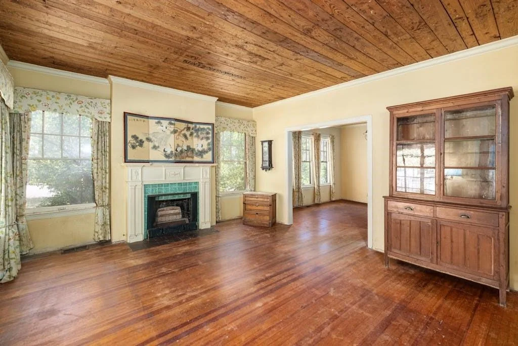 Photo of 1507 Lorrain ST