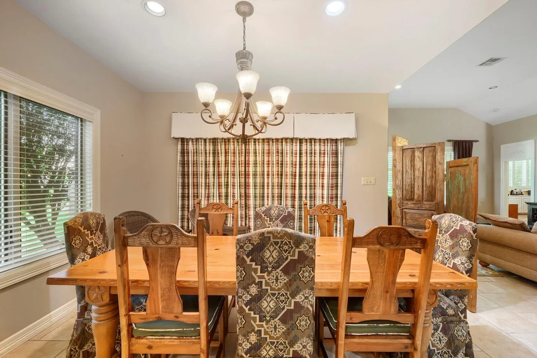 Photo of 2422 Founders CIR