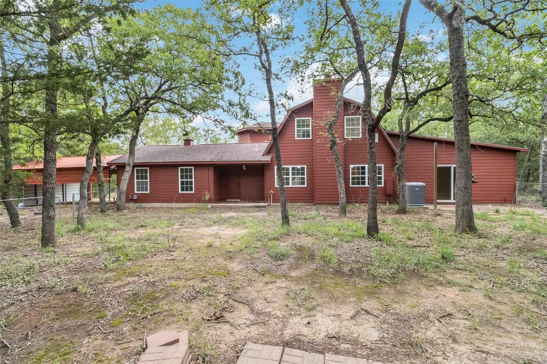 Photo of 425 Woodlands DR