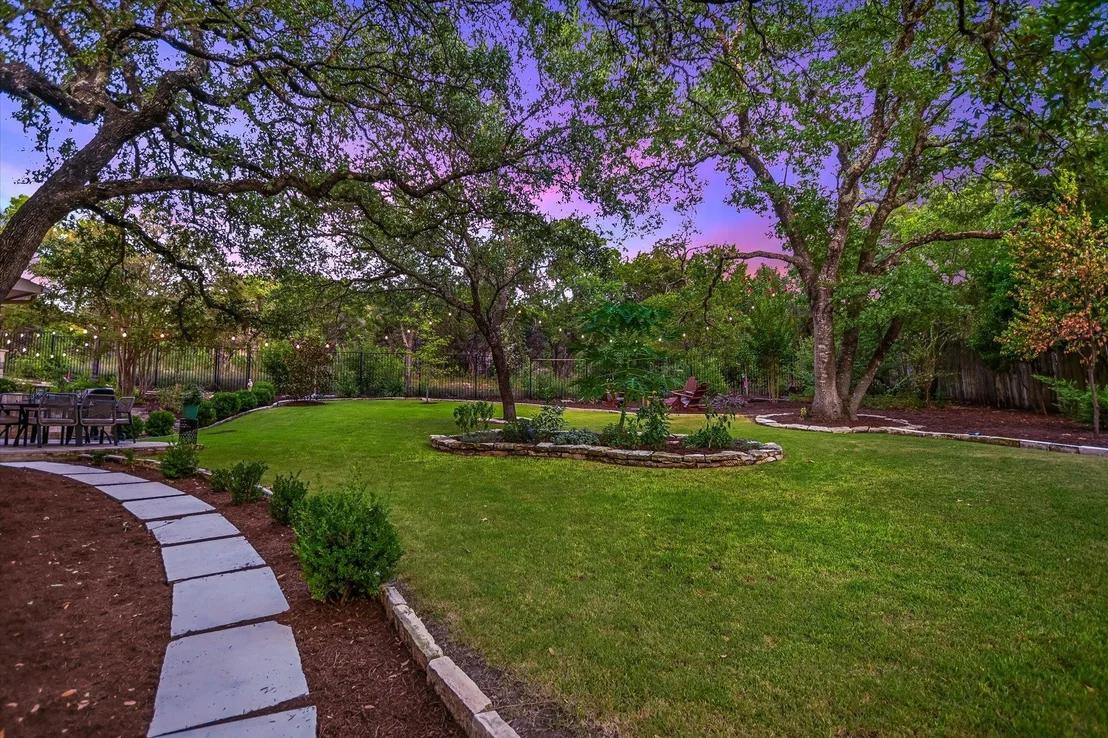 Photo of 1805 Allium DR