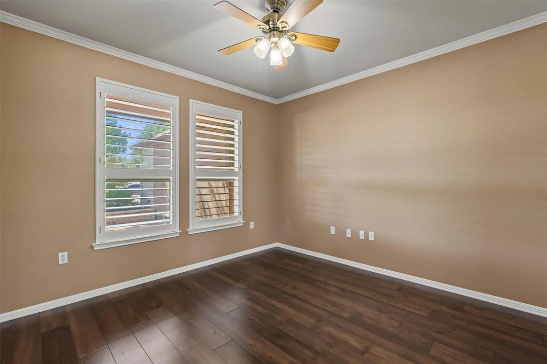 Photo of 127 Durango TRL