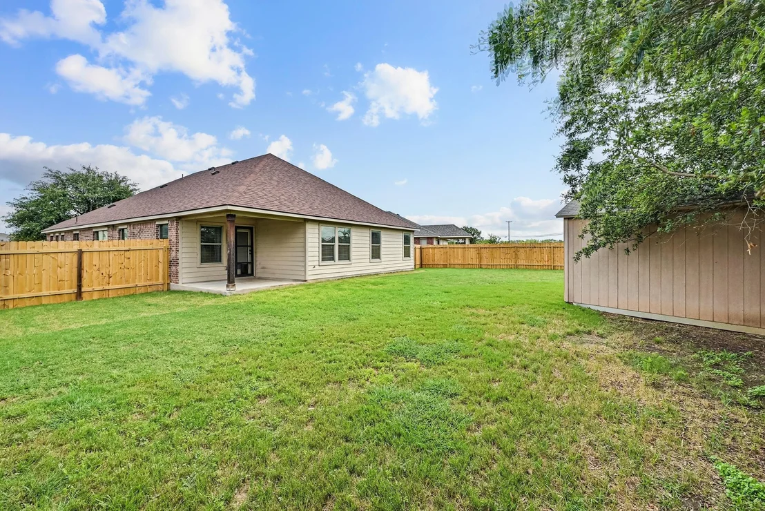 Photo of 1441 Rainbow Parke DR