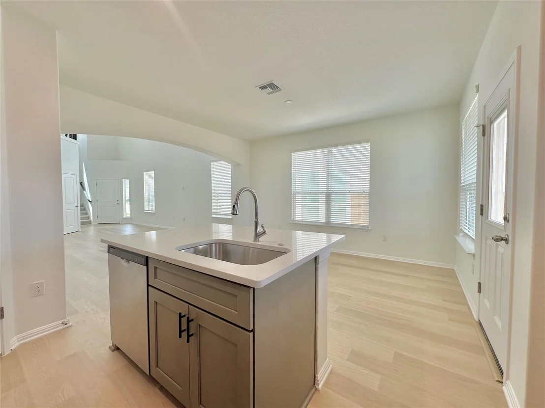 Photo of 404 Young ST
