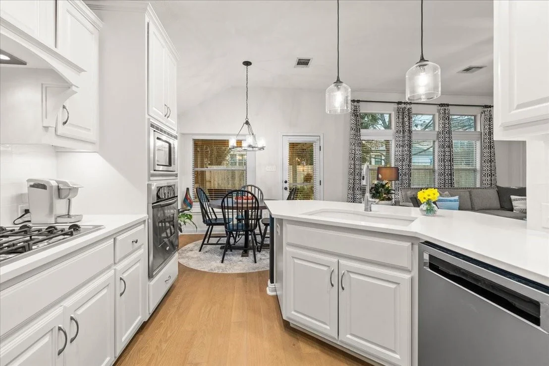 Photo of 843 Zappa DR