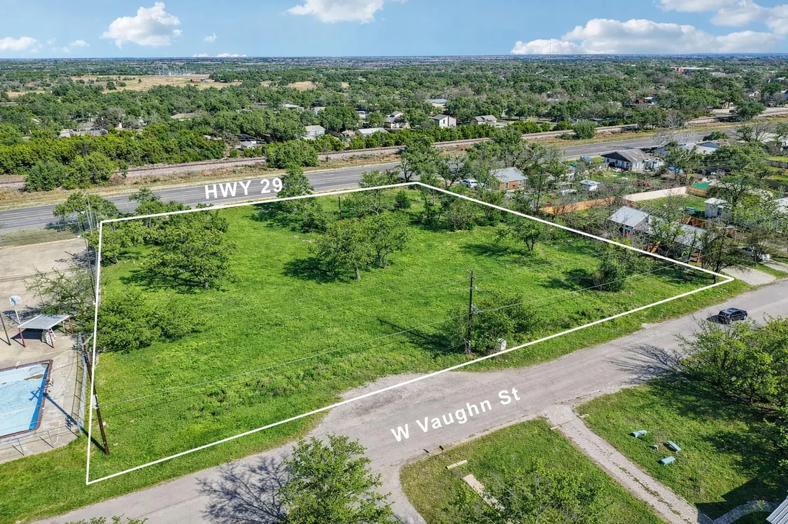 Photo of 560 W State Highway 29