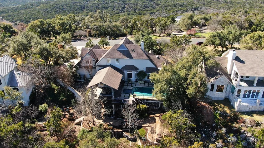 Photo of 9100 BELL MOUNTAIN DR