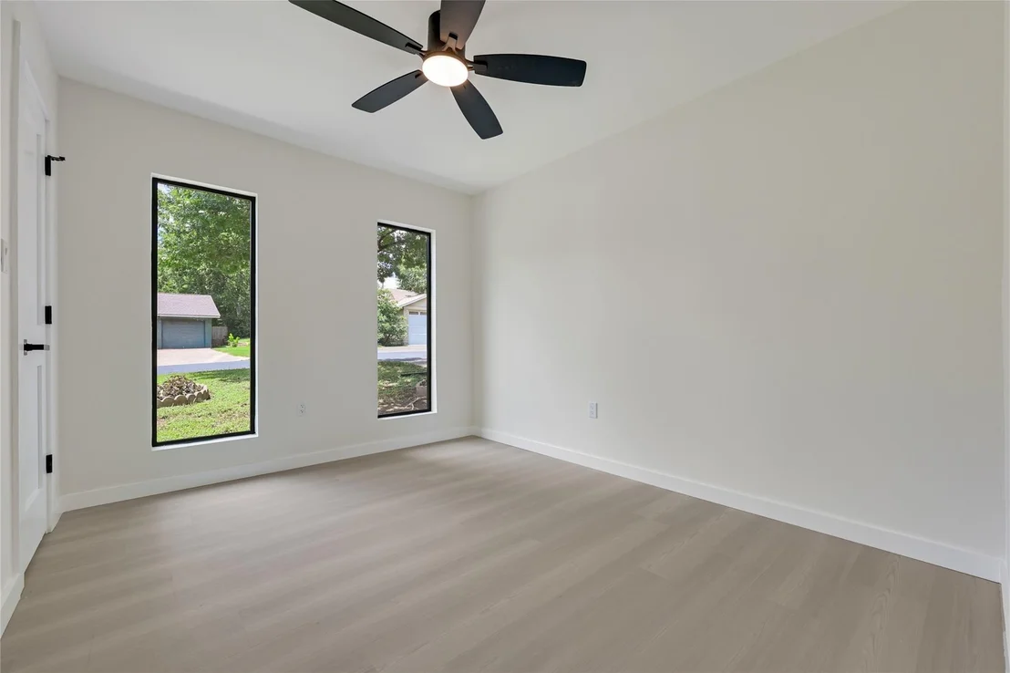 Photo of 1708 Raven DR