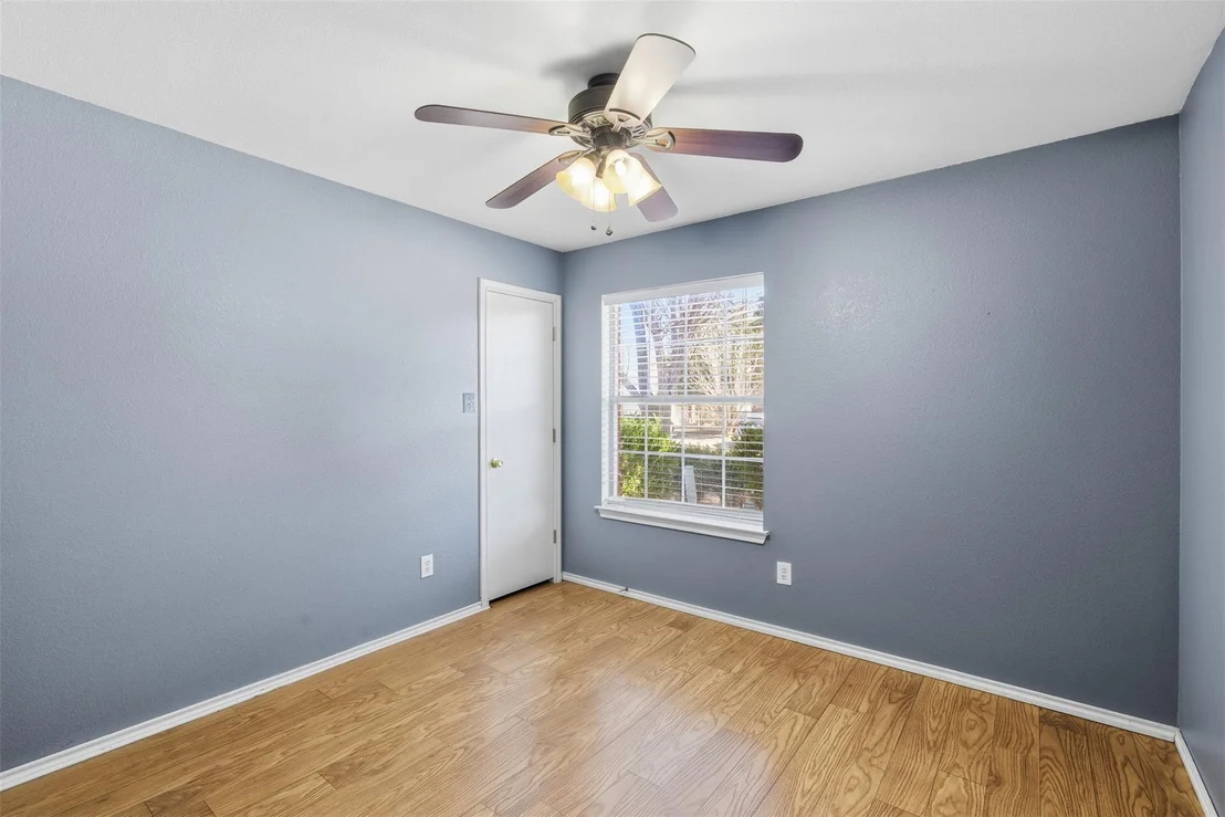 Photo of 709 Lavaca LOOP