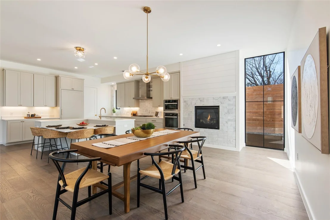 Photo of 2610 Oak Crest Ave
