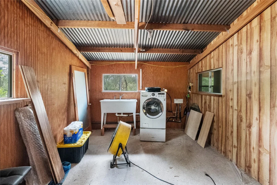 Photo of 415 Balch RD