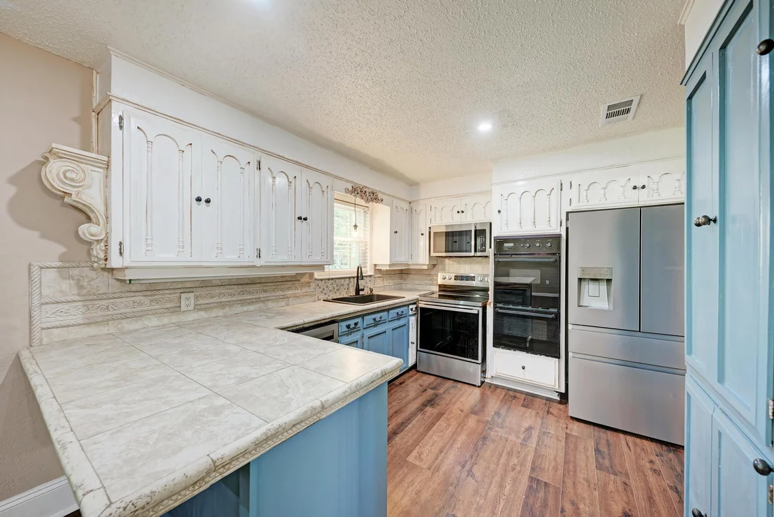 Photo of 2505 Linwood RD