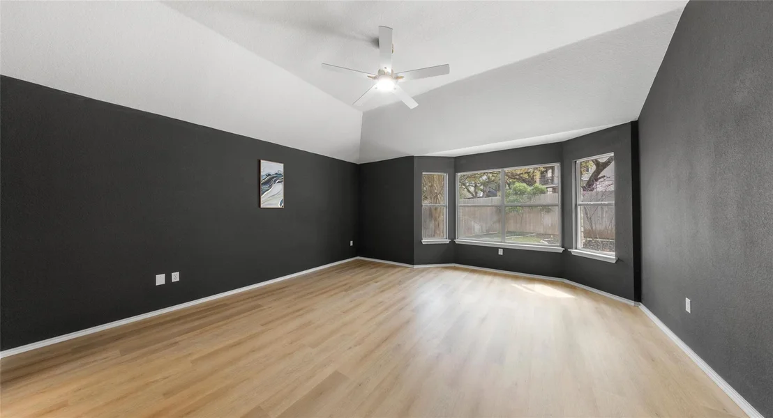 Photo of 2527 Crenshaw DR