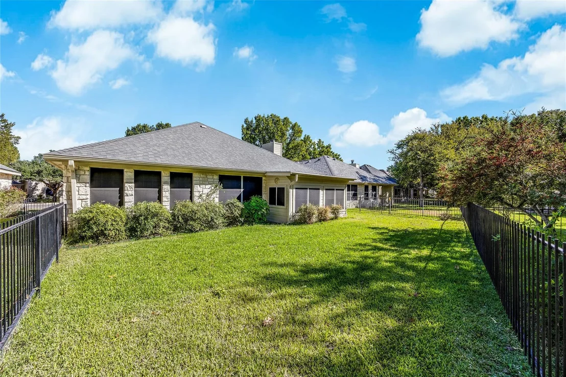 Photo of 209 Village DR