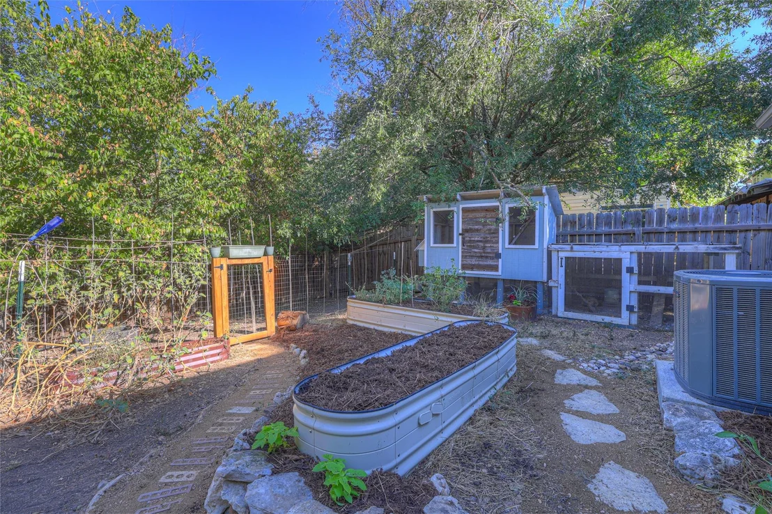 Photo of 1724 Ramona CIR
