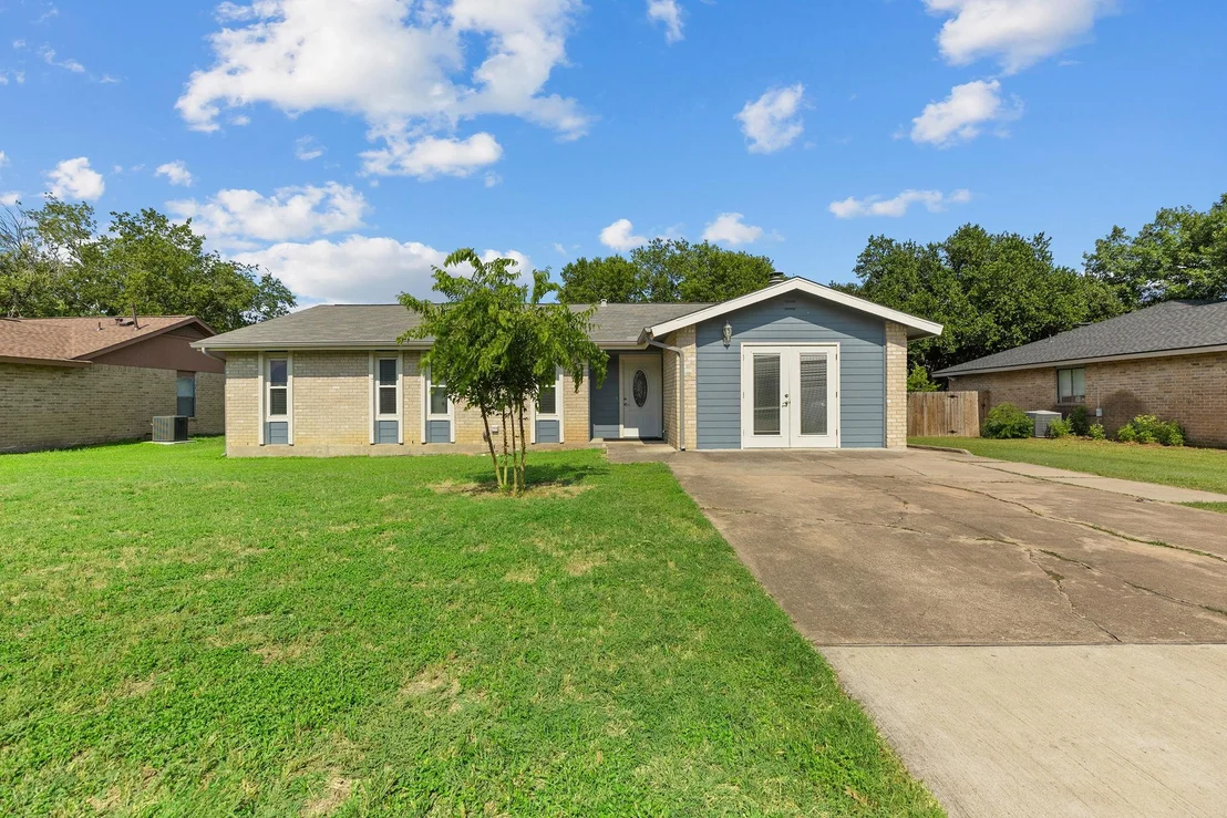 Photo of 1703 Greyson DR