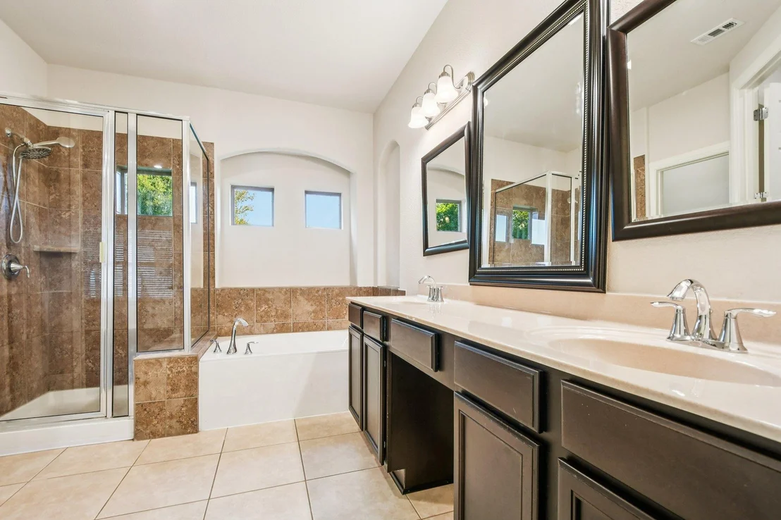 Photo of 634 Irvin DR