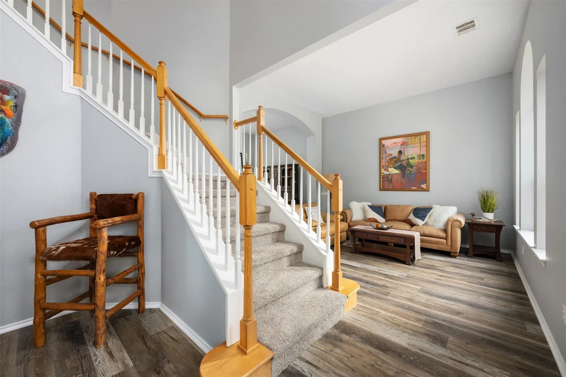 Photo of 1107 Sugarberry DR