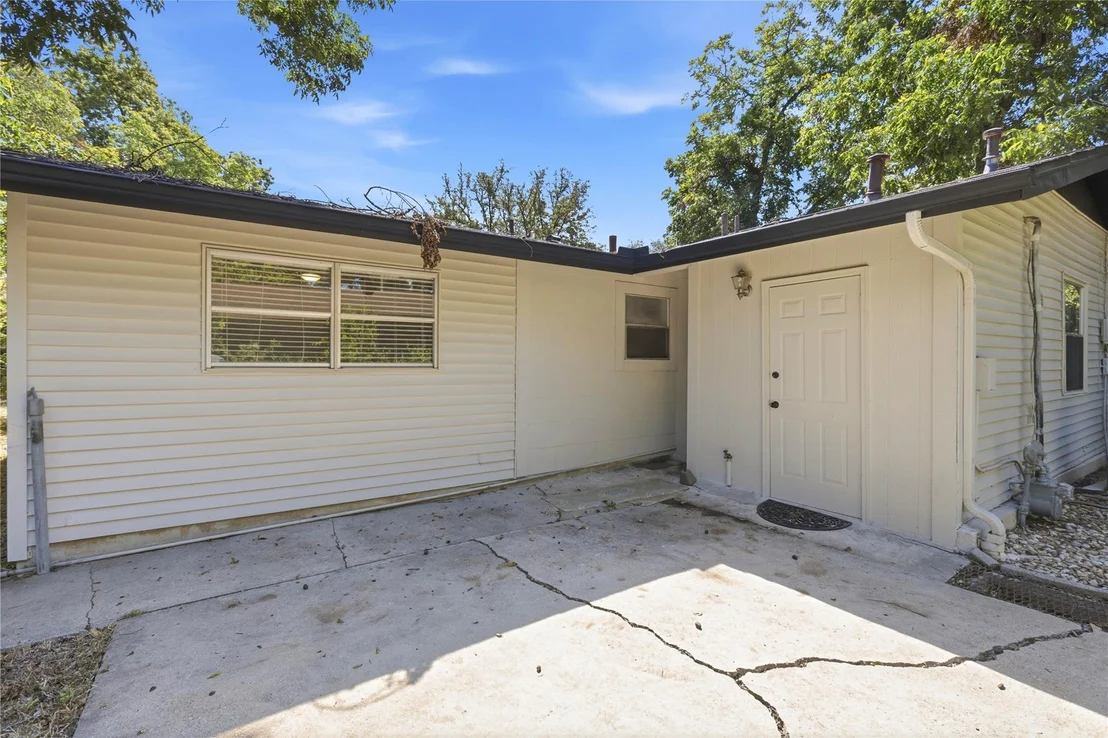 Photo of 3206 Goodwin Ave