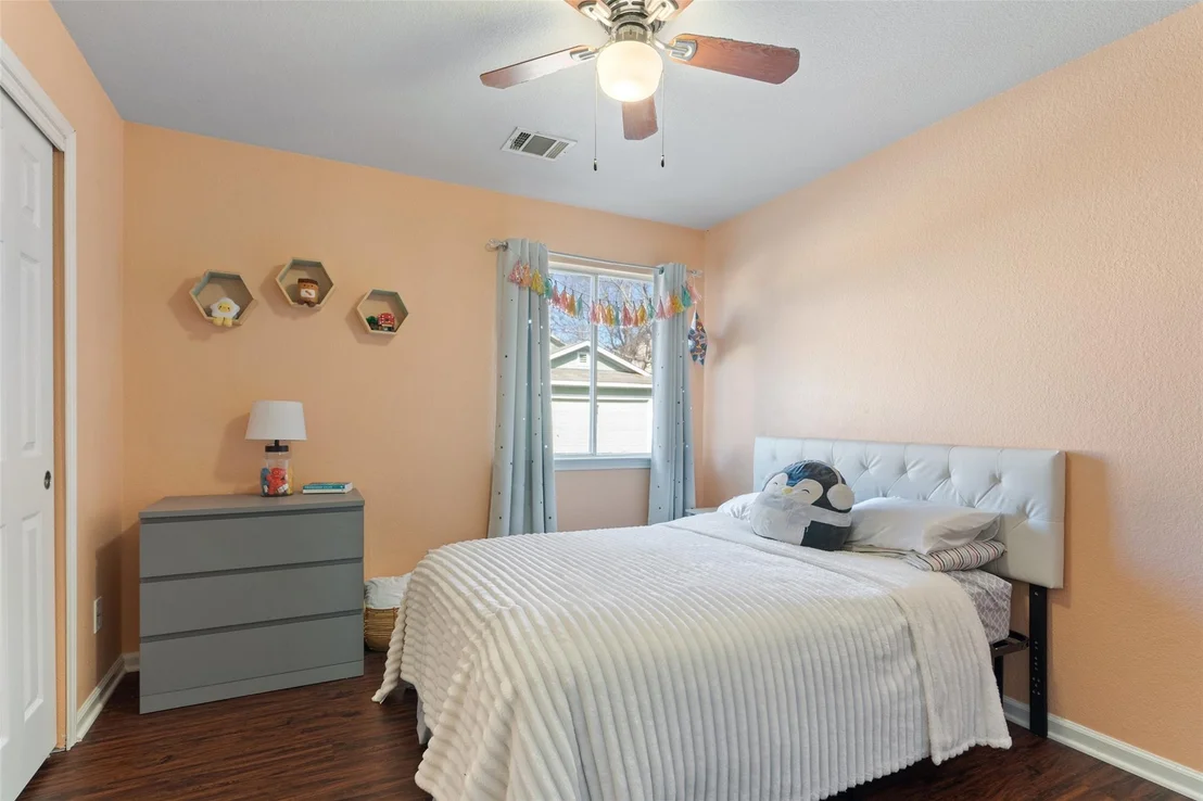 Photo of 4177 Mather