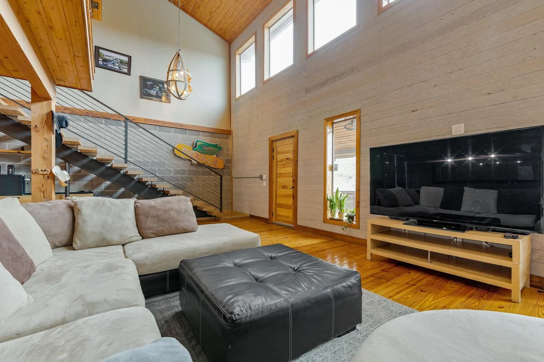 Photo of 10104 Vassar RD