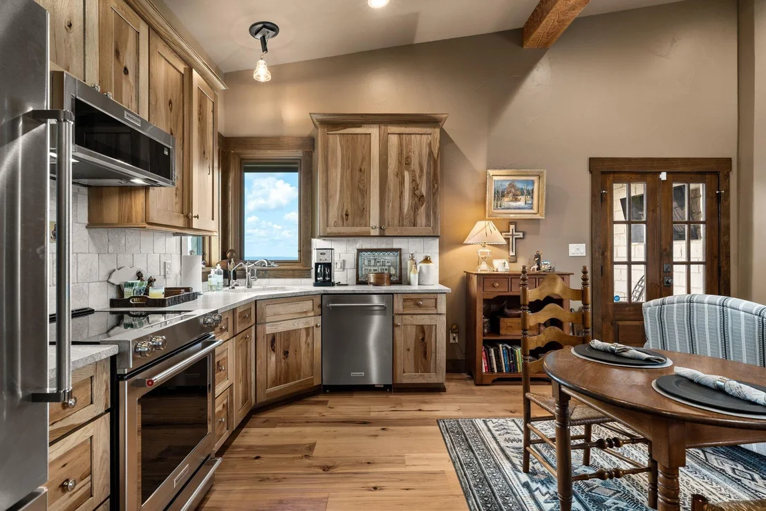 Photo of 115 Trophy Oak PT