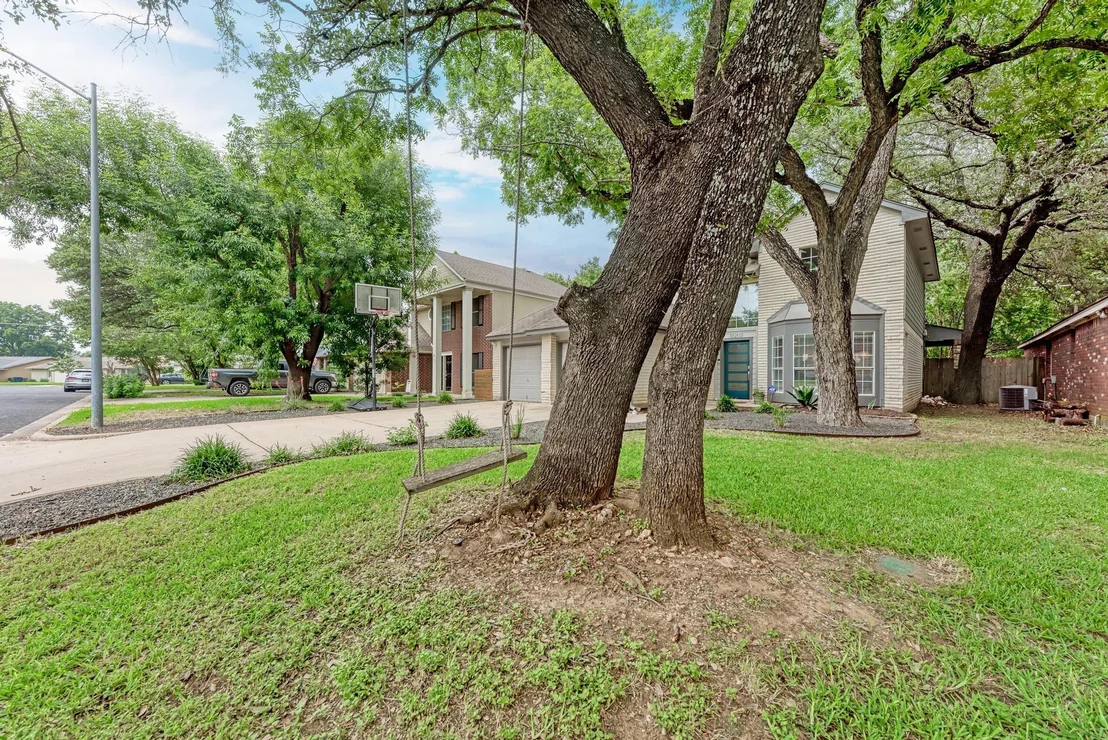 Photo of 12203 Arrowwood DR