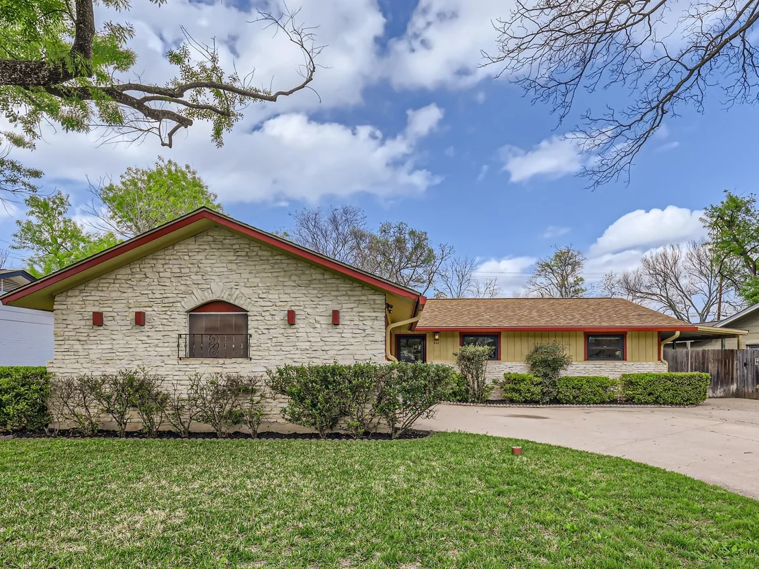 Photo of 822 Hermitage DR