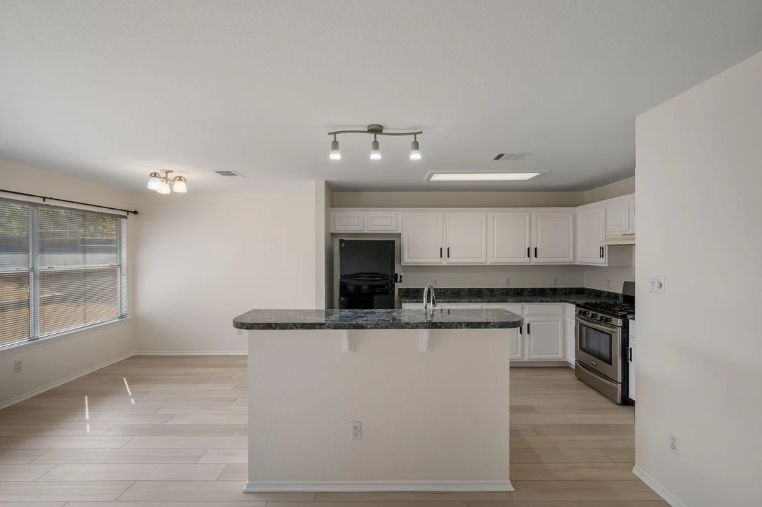 Photo of 1207 Rolling Ridge DR