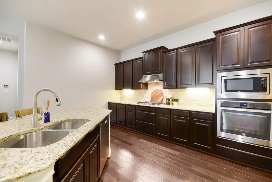 Photo of 2427 Centennial LOOP