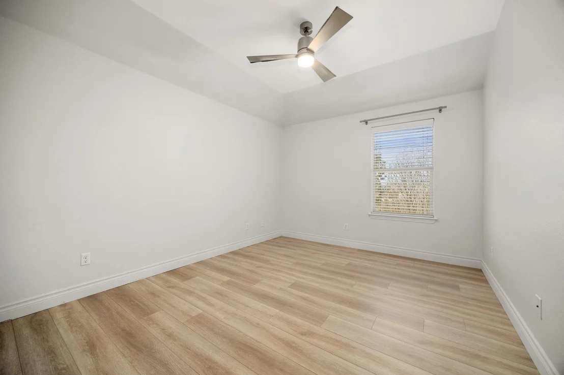 Photo of 708 Rolling Brook LN