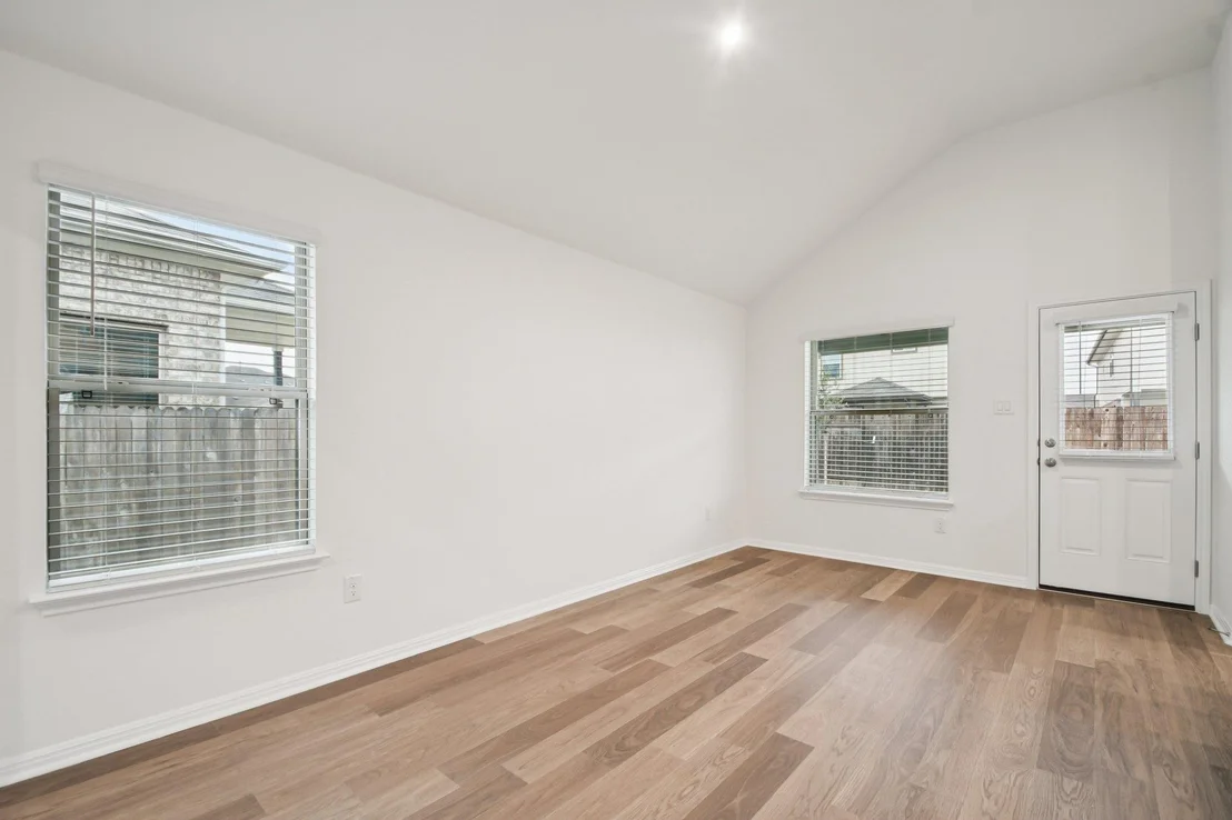 Photo of 431 Dogvane CIR