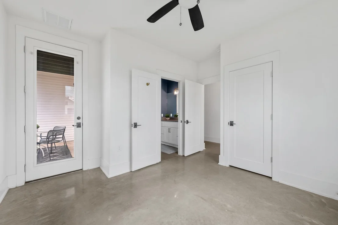 Photo of 5000 Baker ST