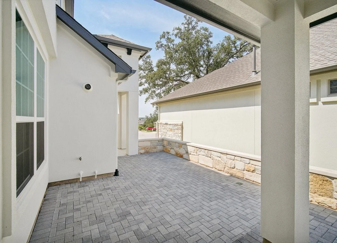 Photo of 205 Fair Oaks DR