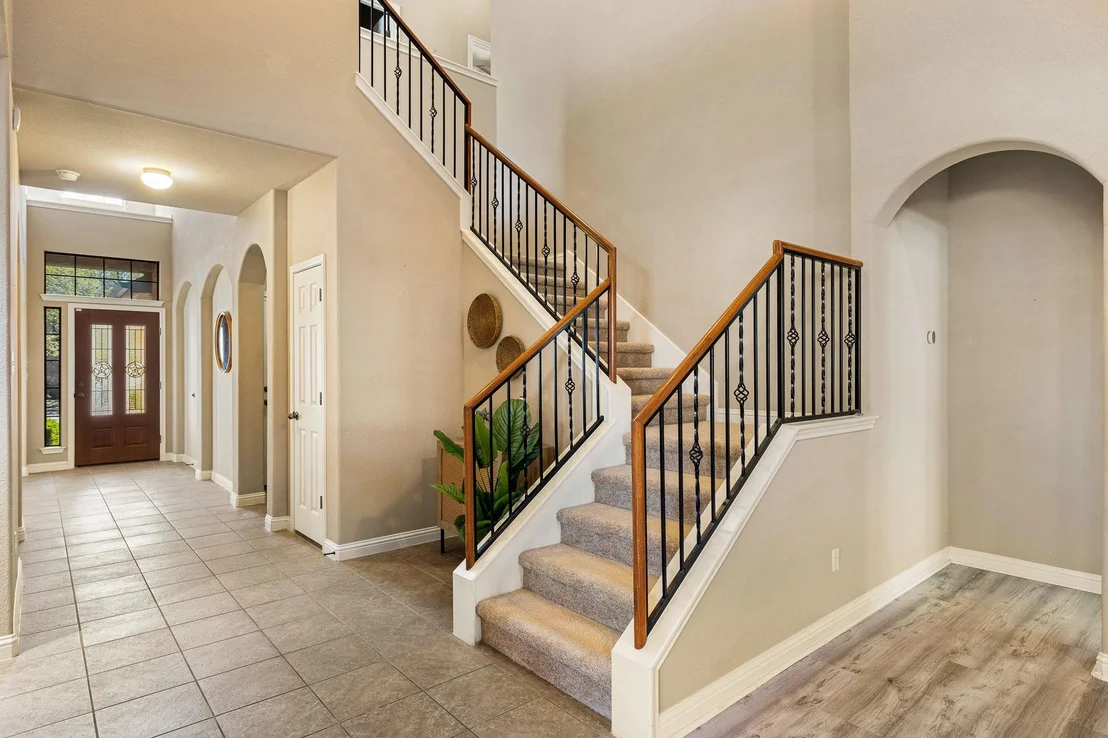 Photo of 801 Zappa DR