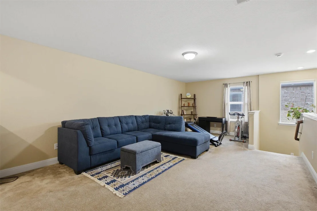 Photo of 626 Landon Samuel LOOP