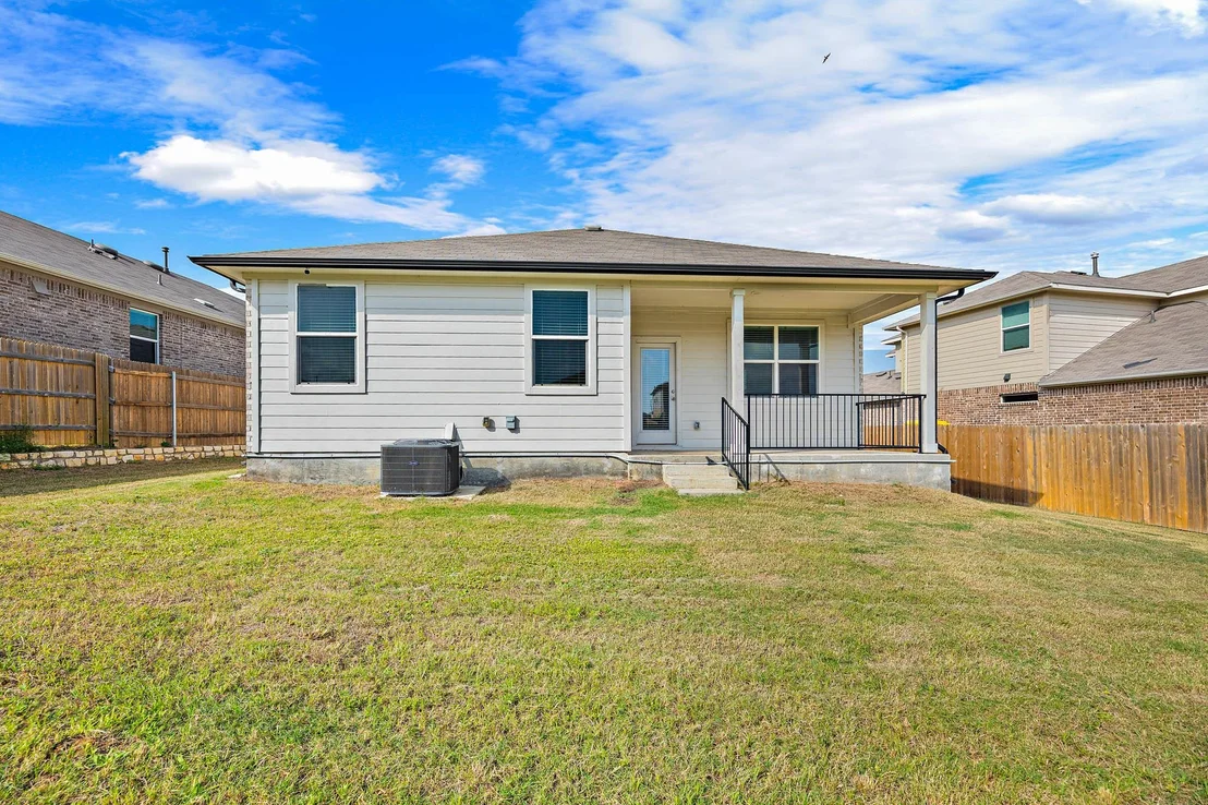 Photo of 142 Solitude DR