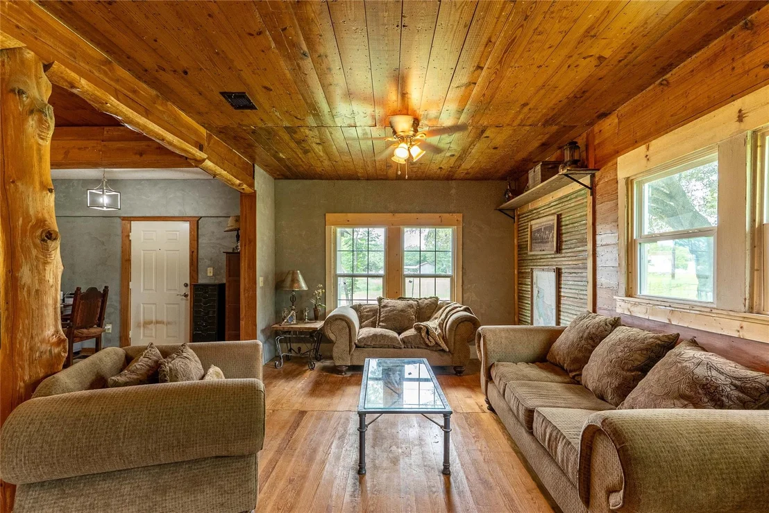 Photo of 802 Smith RD
