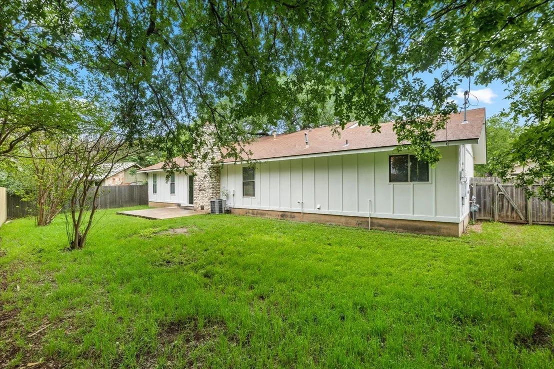 Photo of 6209 Sun Vista DR