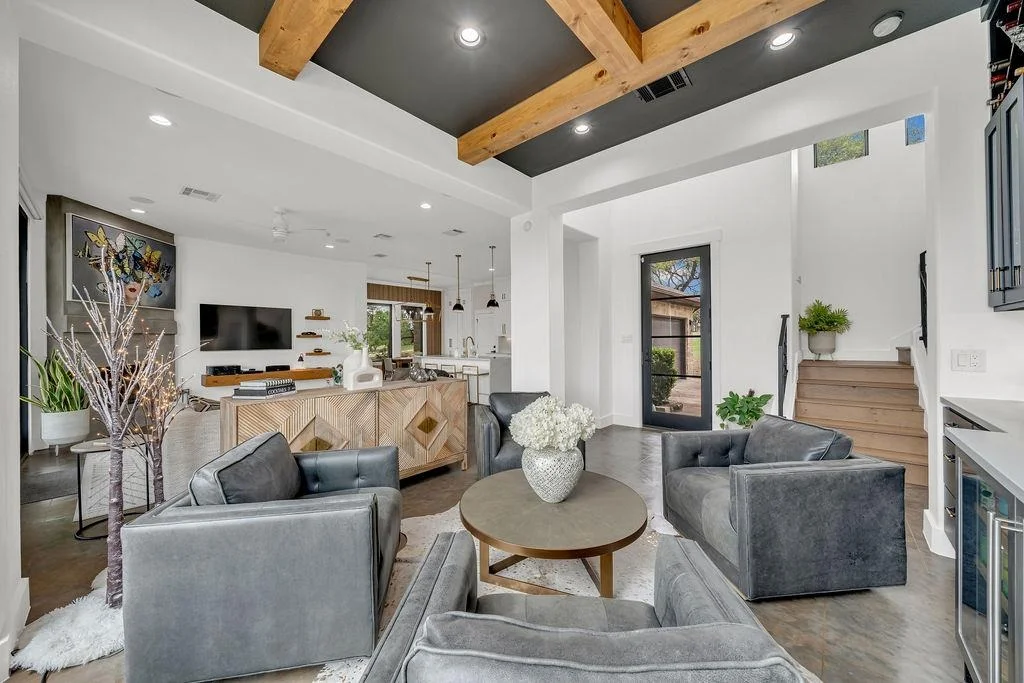 Photo of 1450 Hawthorne LOOP