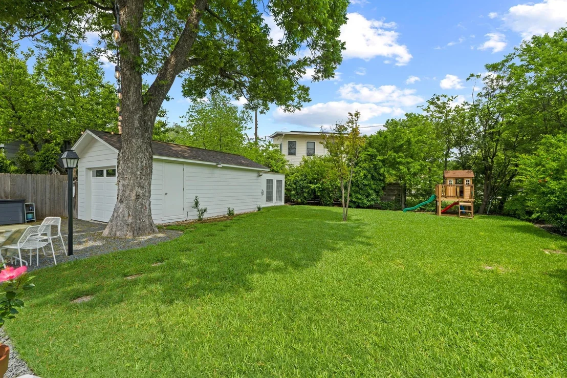 Photo of 1202 Madison Ave