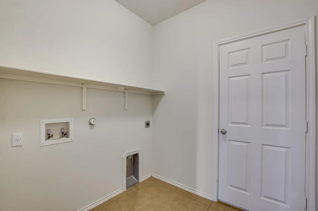 Photo of 136 Stella Gold ST