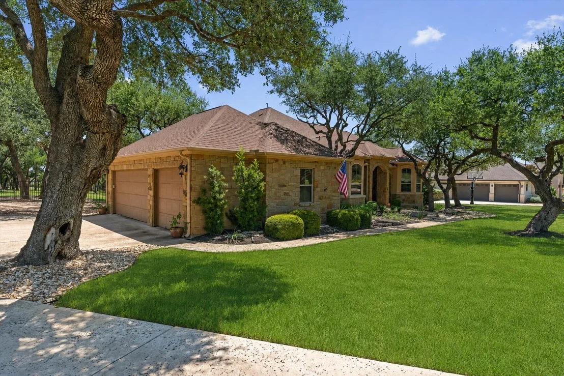 Photo of 104 Vista LN