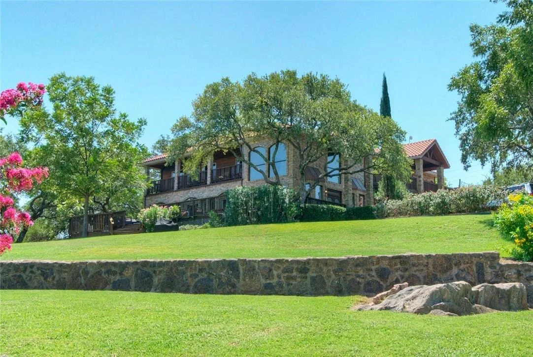 Photo of 206 Forest DR