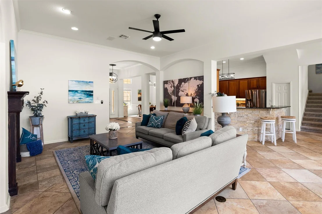 Photo of 120 Palisade DR
