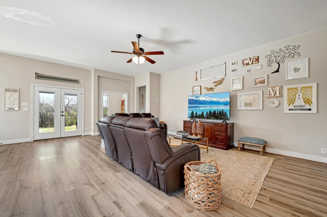 Photo of 809 Pader