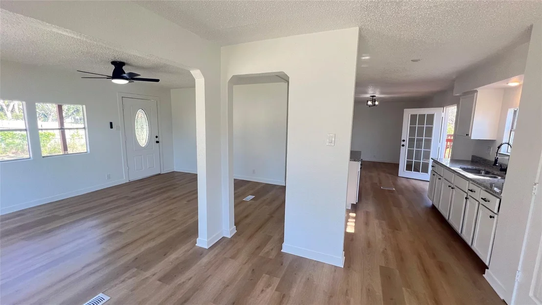 Photo of 4218 County Road 410
