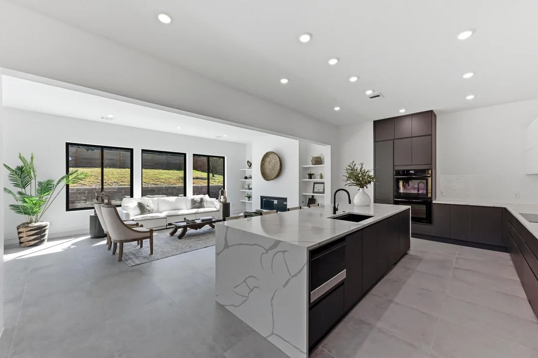 Photo of 11205 Beach RD